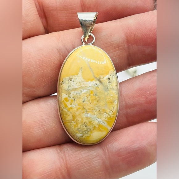 Maligano Jasper Oval Pendant with Sterling Border - Picture 5 of 6